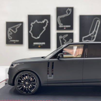 BBA Model 1:18 Land Rover Range Rover Autobiography — Matte Black