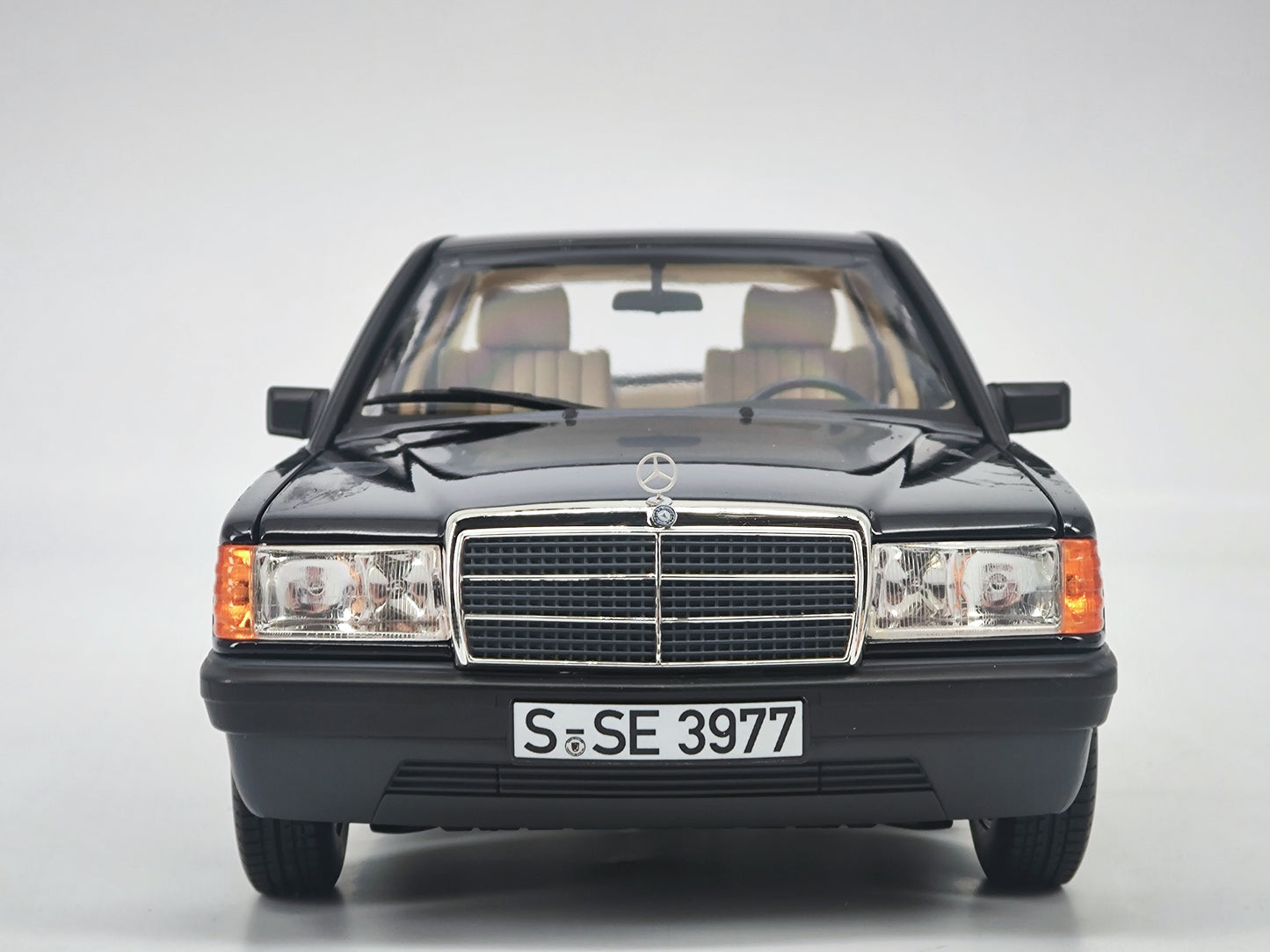 NOREV 1/18 Mercedes Benz 190E alloy simulation model car