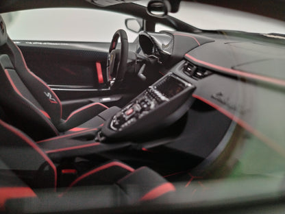 DG 1/18 Lamborghini Aventador GT EVO Black Carbon Limited Edition Die-cast Model Car