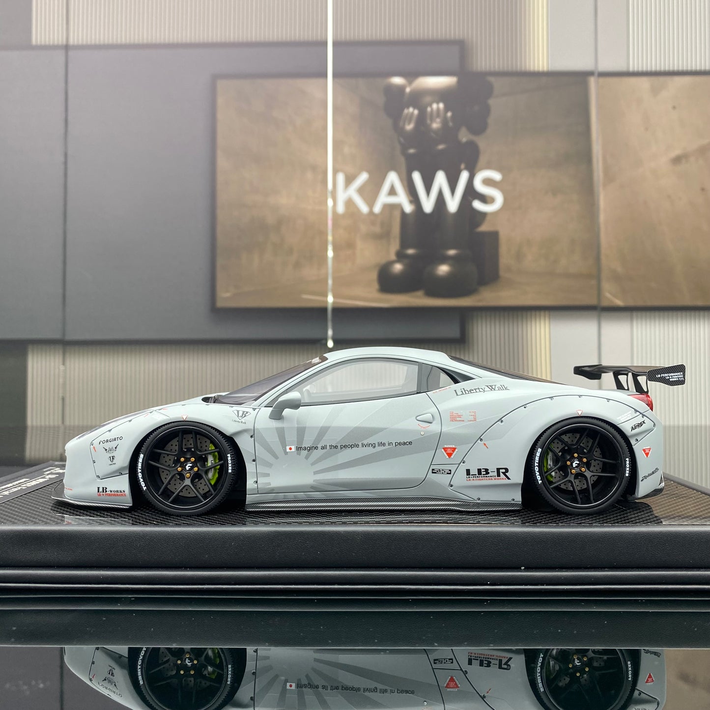BBA CAR MODEL 1/18 Ferrari 458 modified gray simulation car model