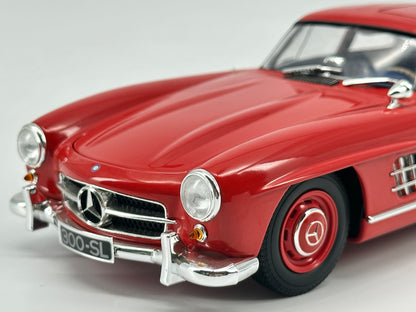 MINICHAMPS 1/18 Mercedes Benz 300SL Full Open Red Simulation Car Model 183039004