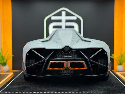 MR 1:18 Lamborghini EGOISTA 68/399 DDJ110