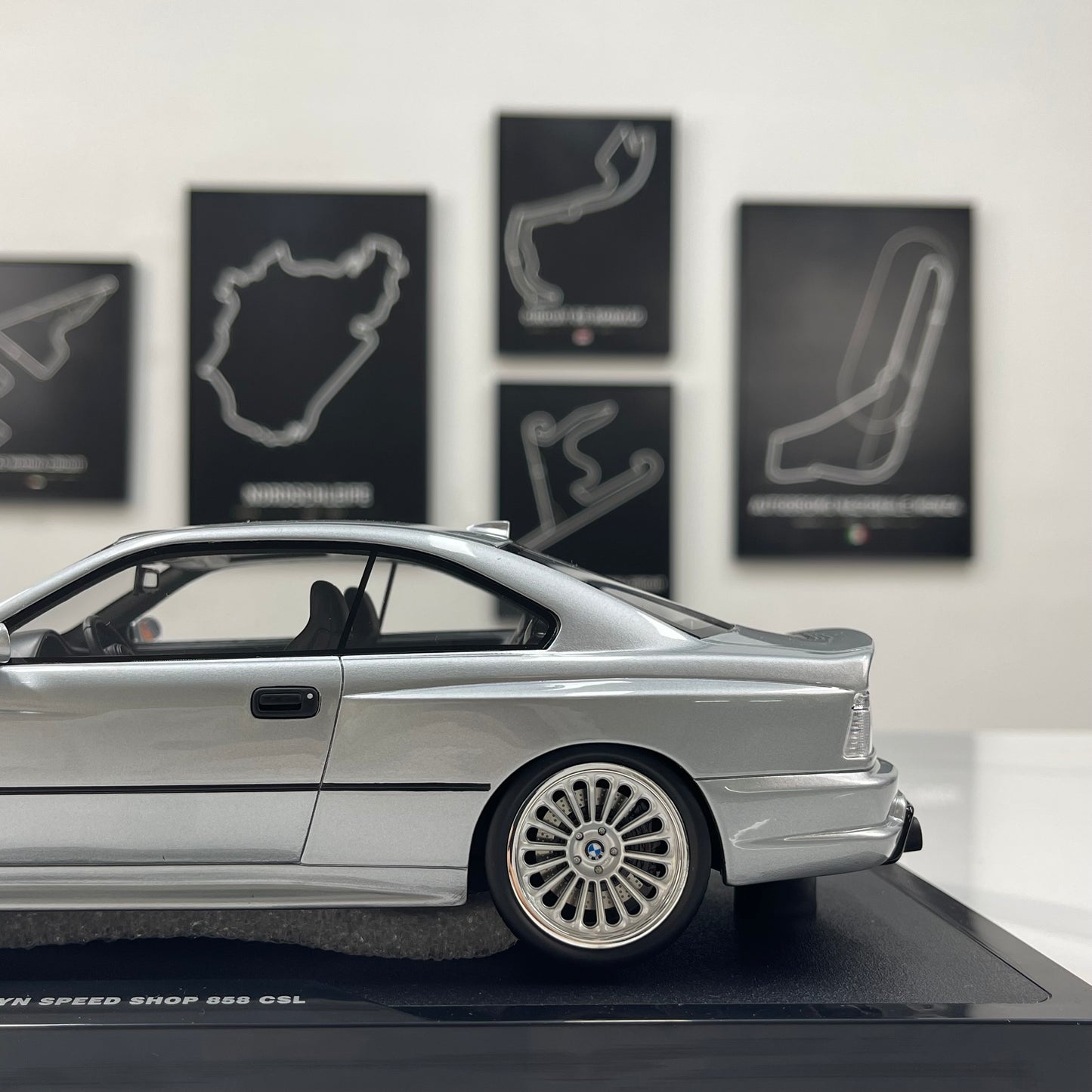 OTTO 1/18 BMW REYN SPEED SHOP 858 CSL (Designed by Jonsibal) – Shadow Chrome Metallic (OT1173)