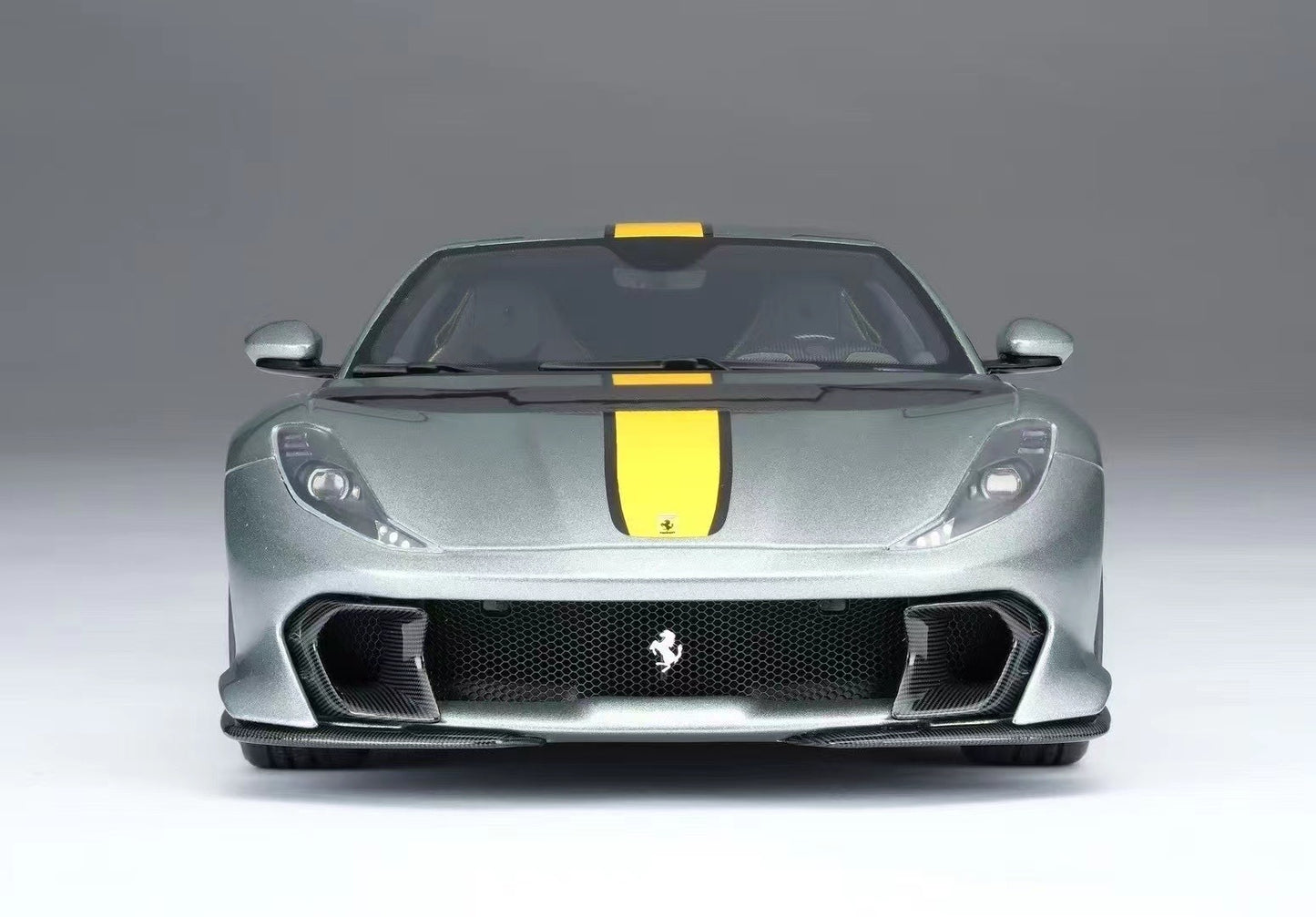 Amalgam 1:18 Ferrari 812 Competizione Cockburn Gray Resin Model