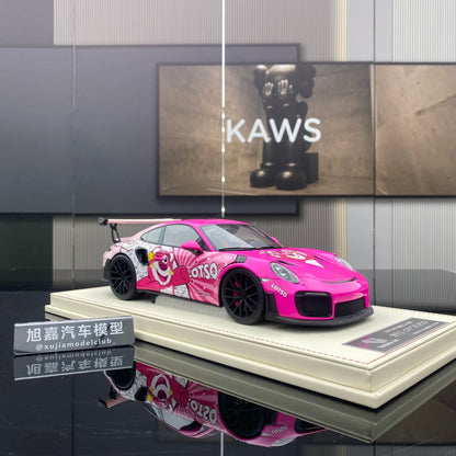 Vehículo Art1/18 Porsche 911 GT2RS Weissach Modelo de paquete
