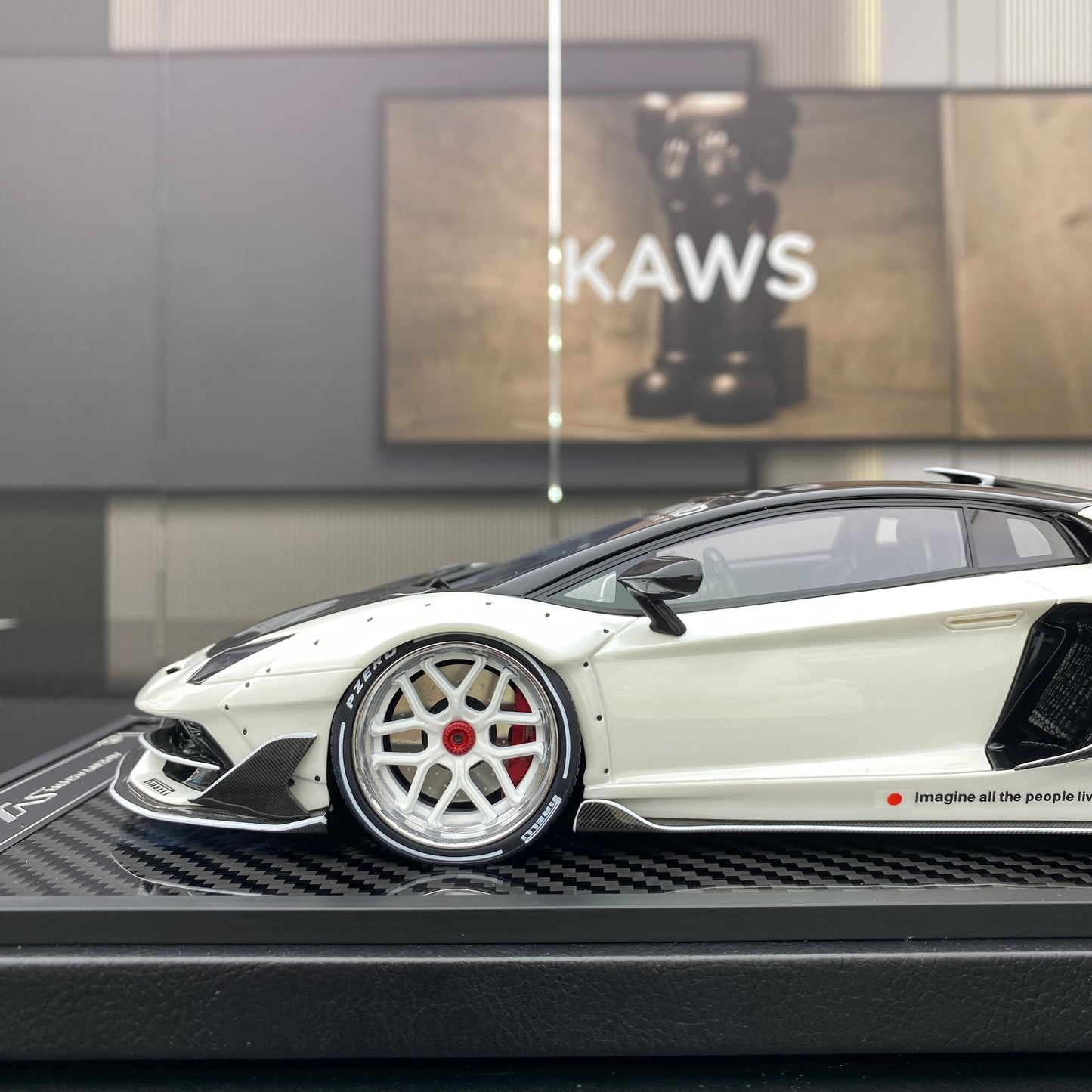 VIP 1/18 Lamborghini SVJ wide body modified car model ornament