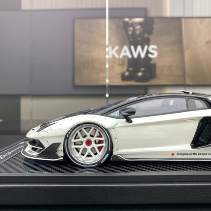 VIP 1/18 Lamborghini SVJ wide body modified car model ornament