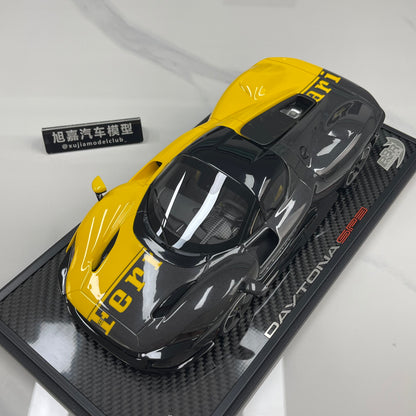 BBR 1/18 Ferrari Daytona SP3 Red Box Edition Modena Yellow + Black Carbon Fiber P18224TMOCH