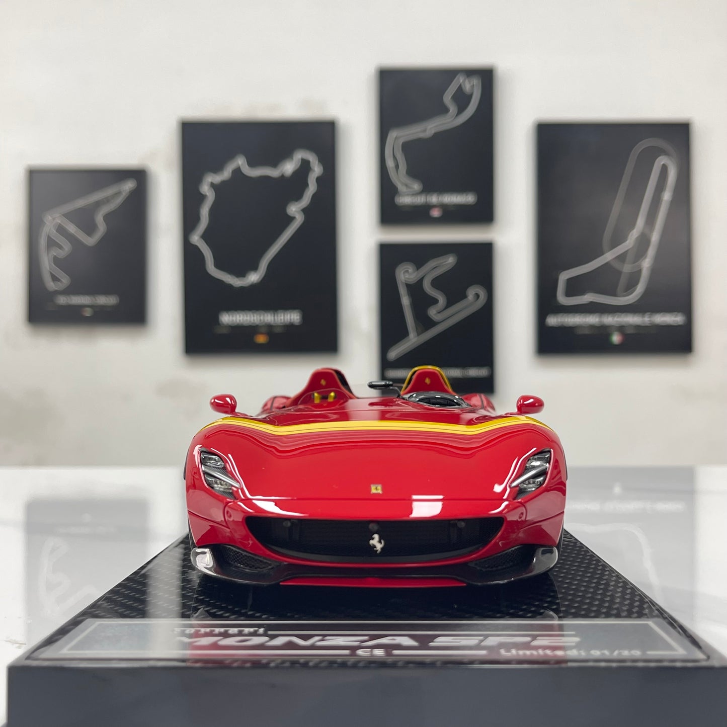 CE 1/18 Ferrari Monza SP2 – Prancing Horse Red – CE012
