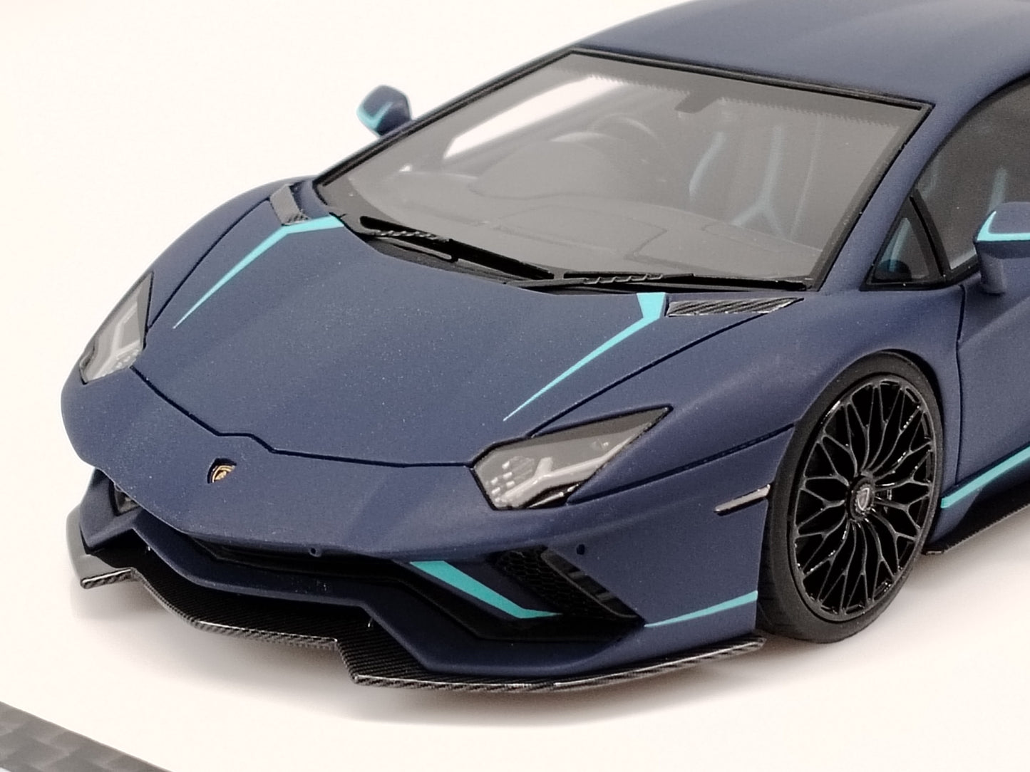 MAKEUP 1/43 Lamborghini AVENTADOR S blue simulation car model ornaments