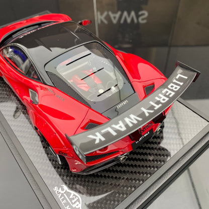VIP 1/18 Ferrari F8 wide-body modified version simulation car model ornament gift