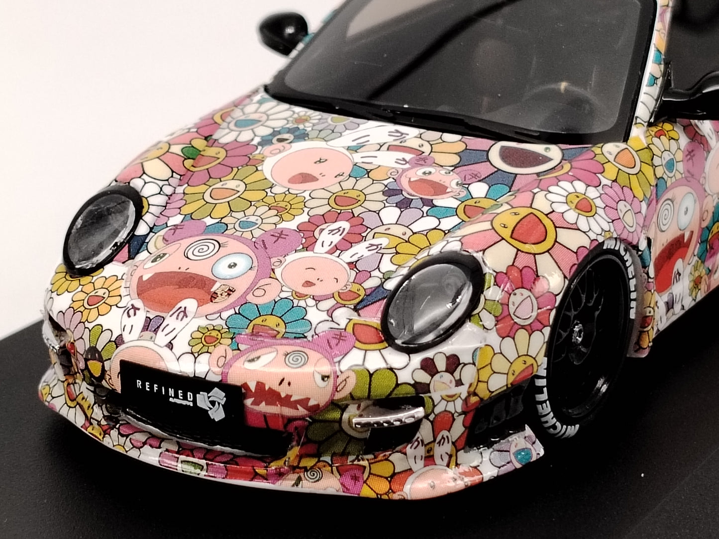 GT Spirit 1/43 Porsche 997 LBWK Sunflower Simulation Car Model Ornaments