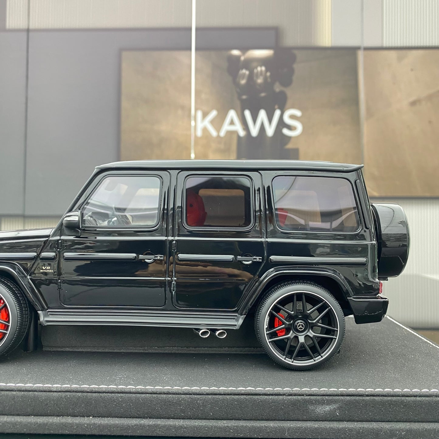 VEHICLE Art 1/18 Mercedes-Benz G63 black simulation car model ornament