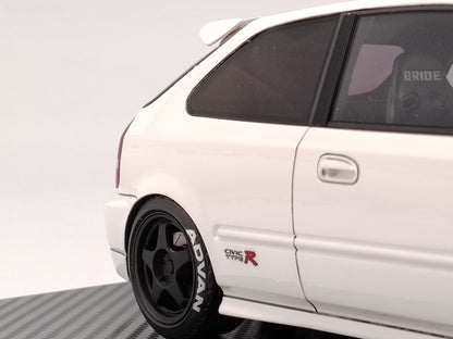 Ignition Model 1/18 Honda CIVIC (EK9) Type R resin car model