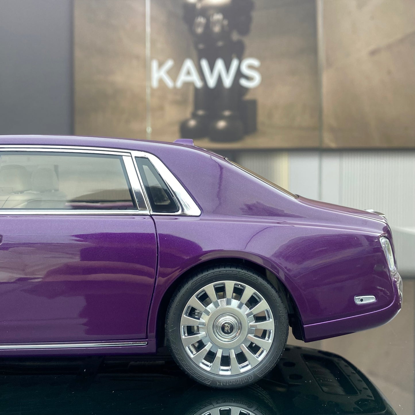 ZP 1/18 Rolls-Royce Phantom Pearlescent Purple Alloy Fully Open Simulation Car Model