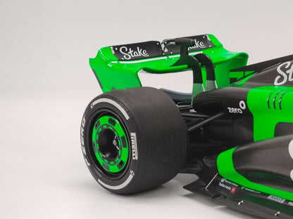 MINICHAMPS 1/18 STAKE F1 TEAM KICK SAUBER C44-VALTTERI BOTTAS Black-Green Livery Alloy Car Model 117240177