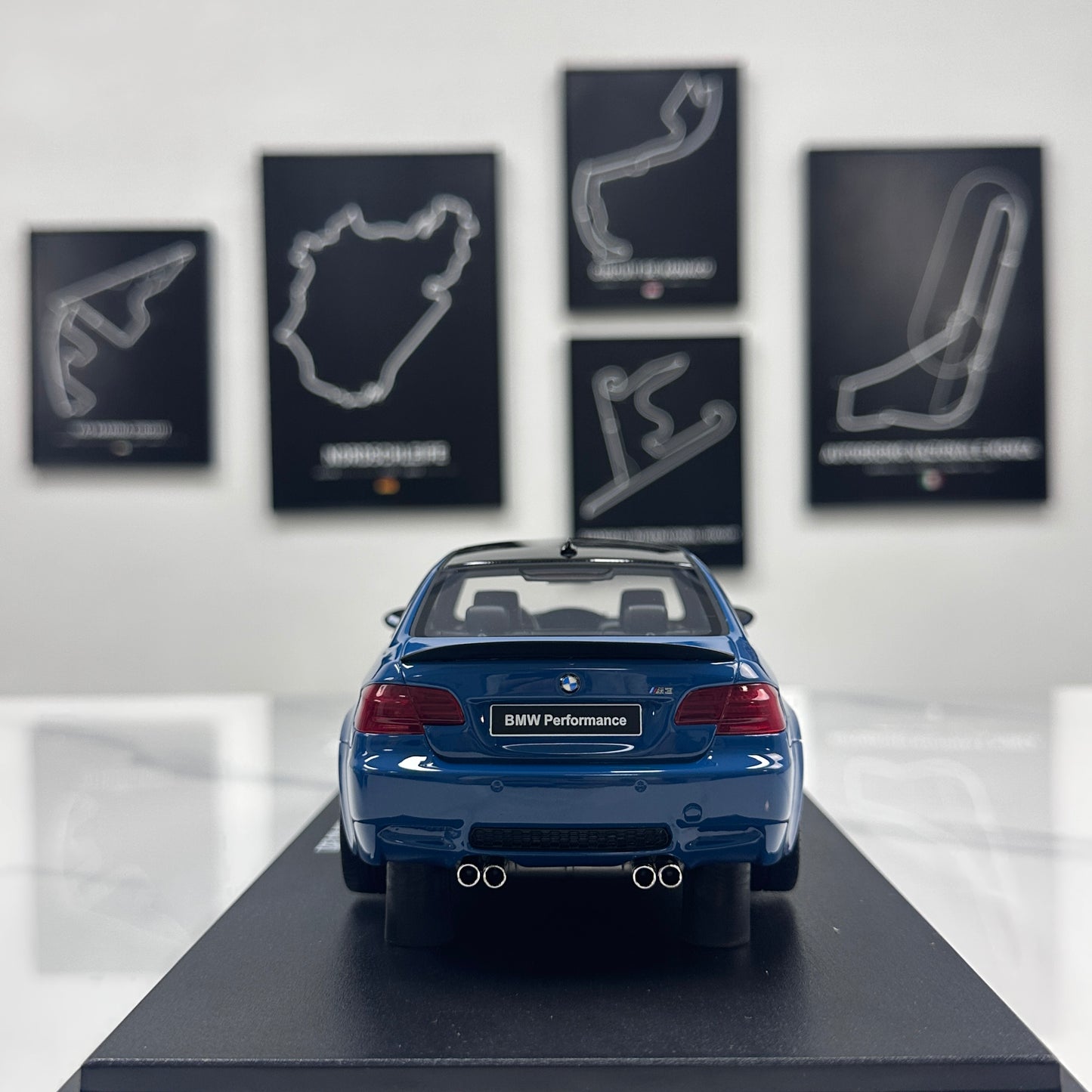 GT Spirit 1/18 BMW M3 E92 Blue GT941