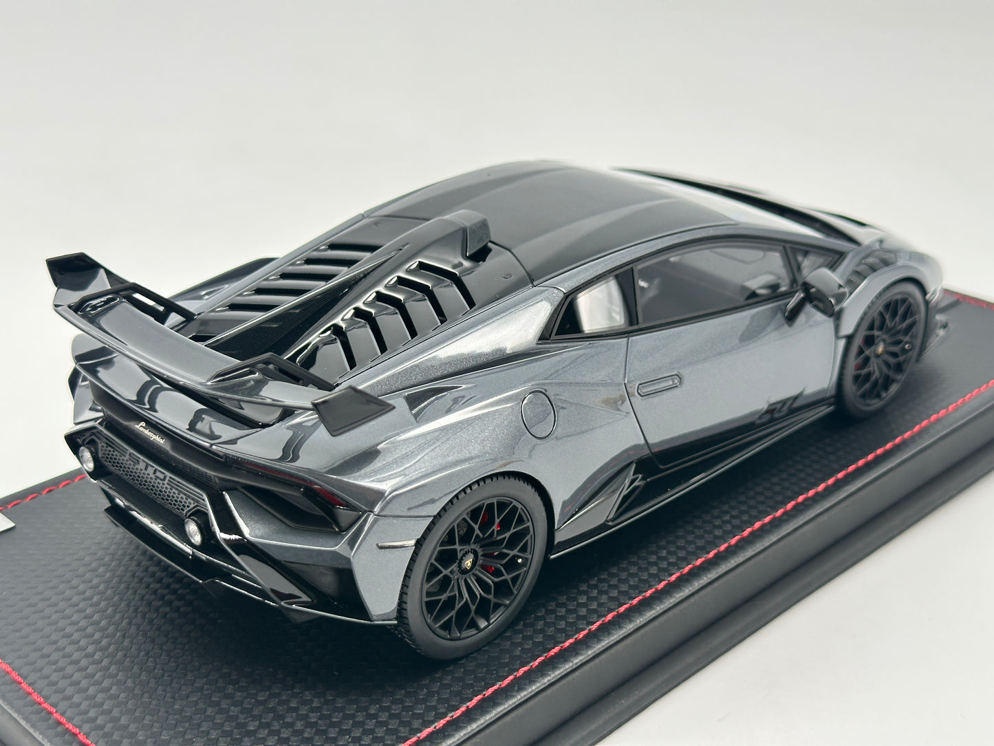 MR 1/18 Lamborghini Huracan STO 60th Anniversary Edition Simulation Car Model Lambo044SA