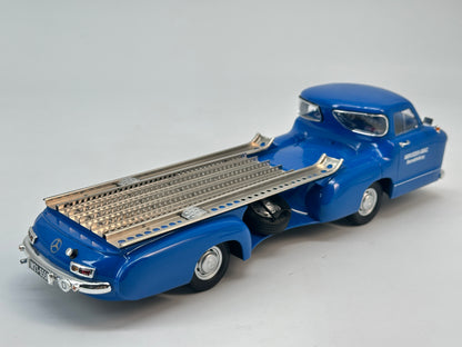 IVY 1/18 Mercedes Benz RENNTRANSPORTER Blue Wonder Blue Alloy Closed Car Model