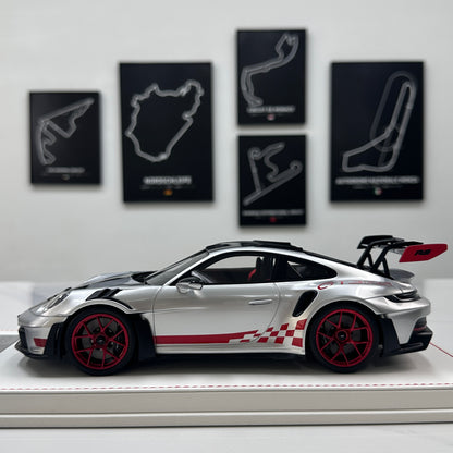 GH MODEL 1/18 Porsche 992 GT3RS Red Seals/GT Silver Limited Edition Model Car