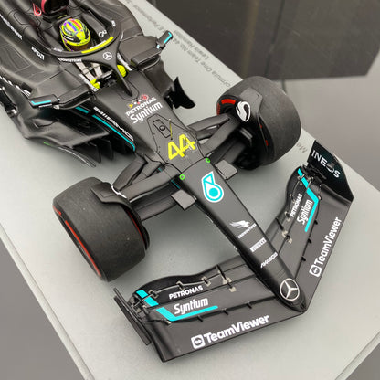 SPARK 1/18 Mercedes-Benz AMG F1 Team W14 2023 British Grand Prix Hamilton Black and Green Paint 18S901