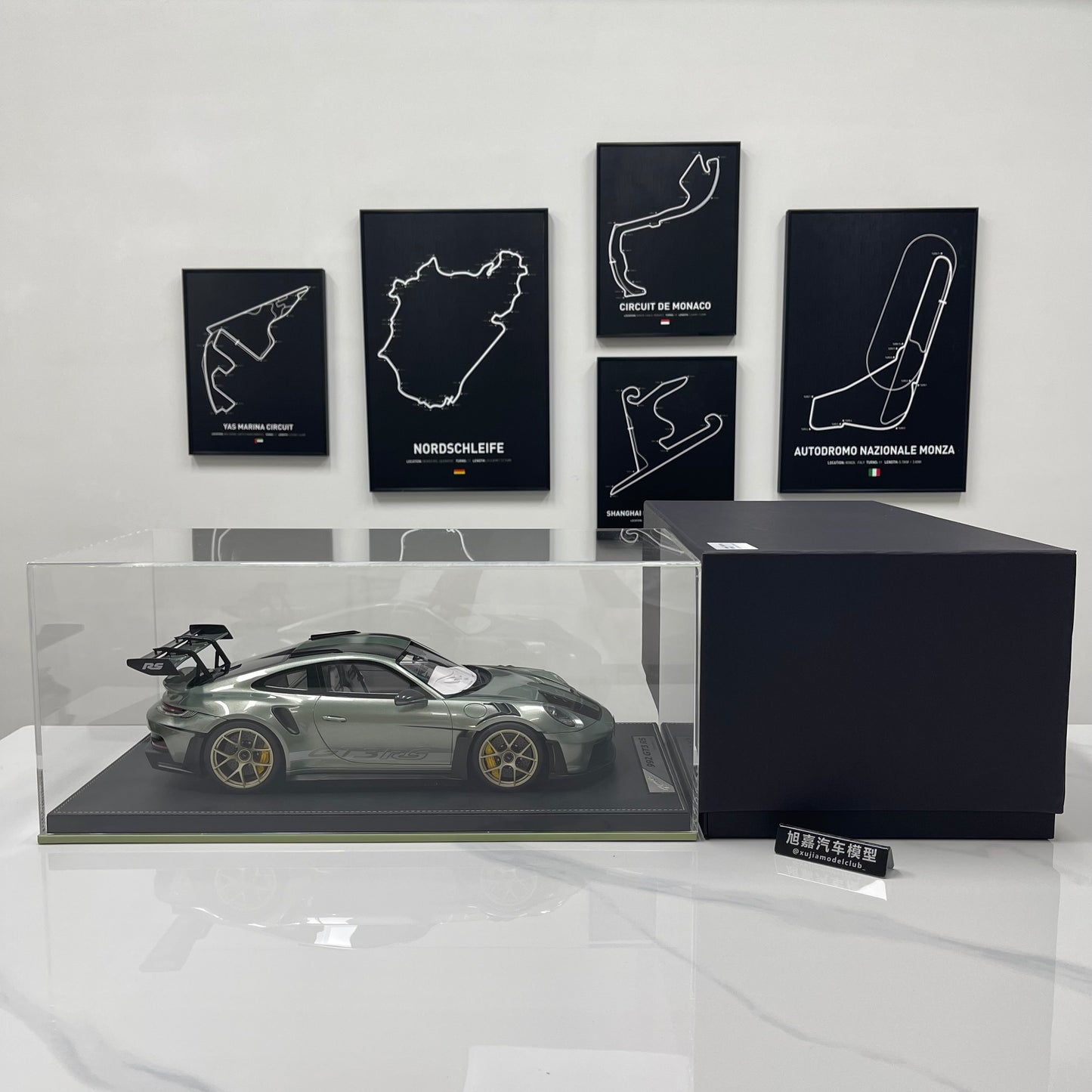 IVY 1/12 Porsche 992 GT3 RS City Bamboo Green and White Decals Limited Edition Model Car