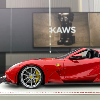 RUNNER 1/18 Ferrari 812 GTS resin sealed car model gift