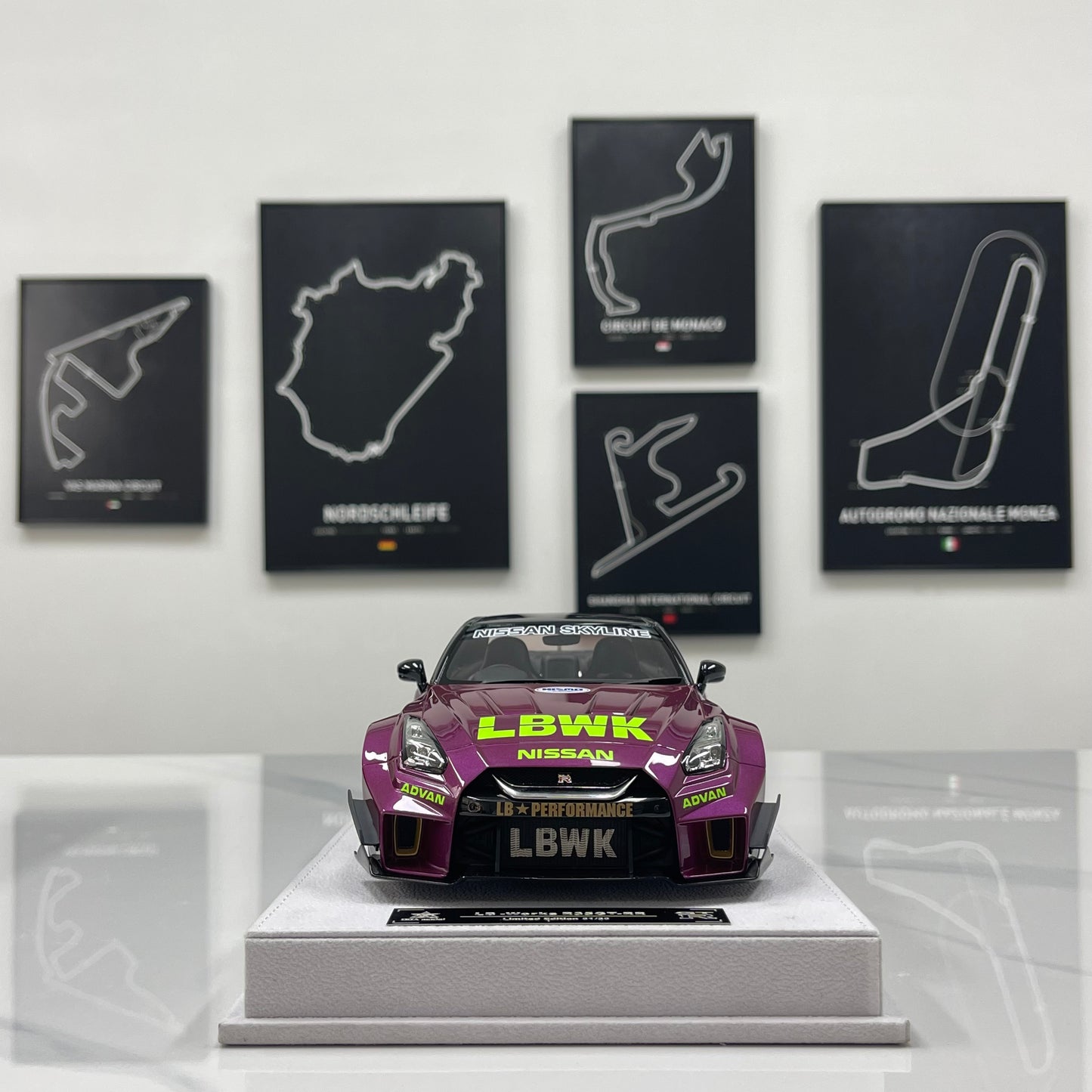 BBA MODEL 1/18 Nissan GTR 35GT-RR Metallic Purple Limited Edition Model Car