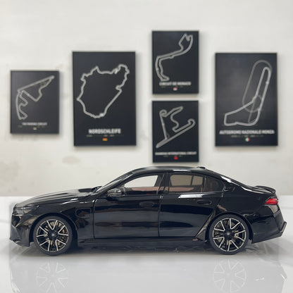 MINICHAMPS 1/18 BMW M5 2024 Metallic Black 110023801