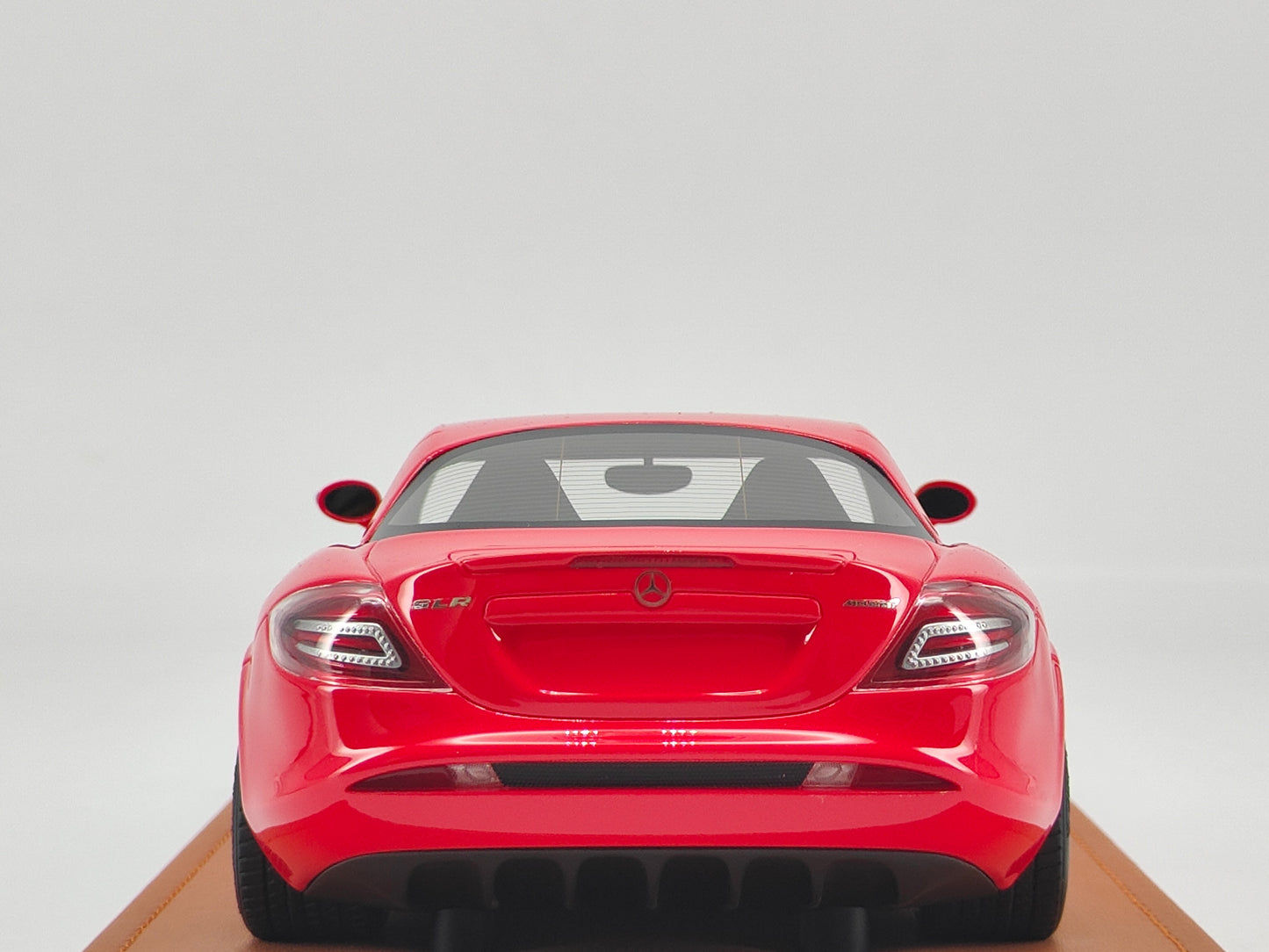 IVY 1/18 Mercedes-Benz SLR 722 Red Pig Simulation Car Model