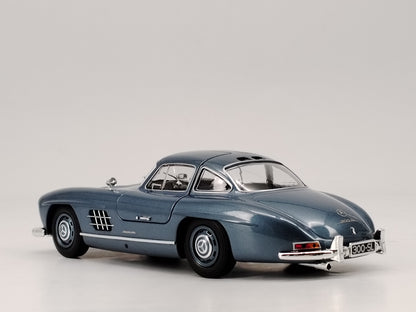MINICHAMPS 1/18 Mercedes Benz 300SL alloy car model