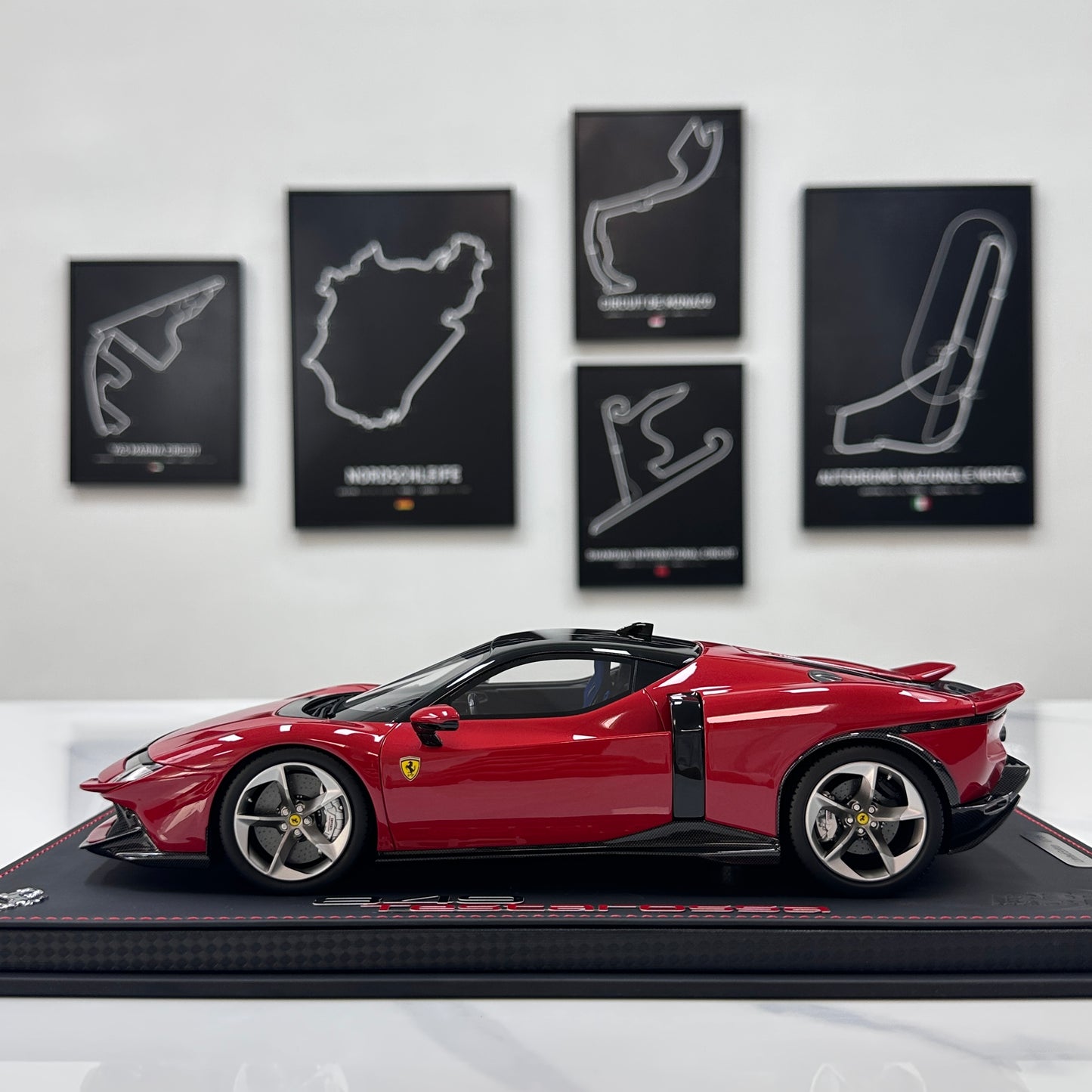 BBR 1/18 Ferrari 849 Testarossa Red P18275A