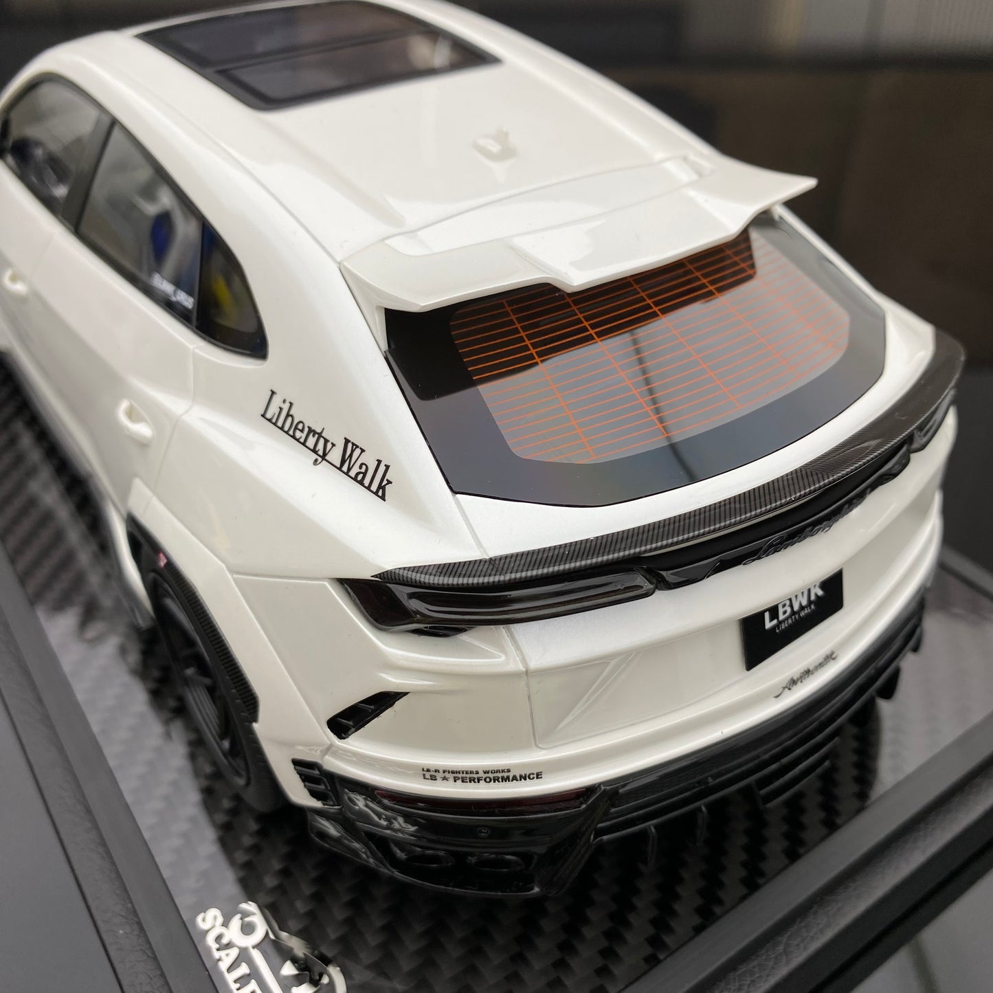 Vip Scale Models 1/18 Lamborghini URUS LBWK limited edition simulation resin car model