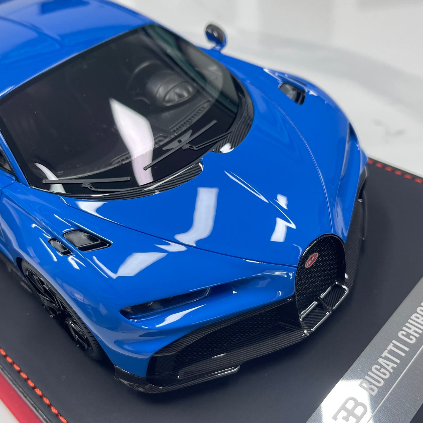 BBA MODEL 1/18 Bugatti Chiron Profilée Blue