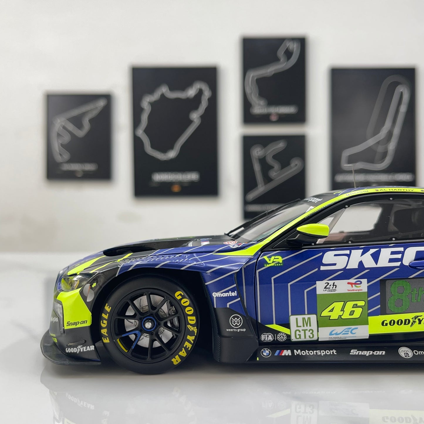 MINICHAMPS 1/18 BMW M4 GT3 EVO Team WRT 24H Le Mans 2025 Blue/Yellow Livery 110252346