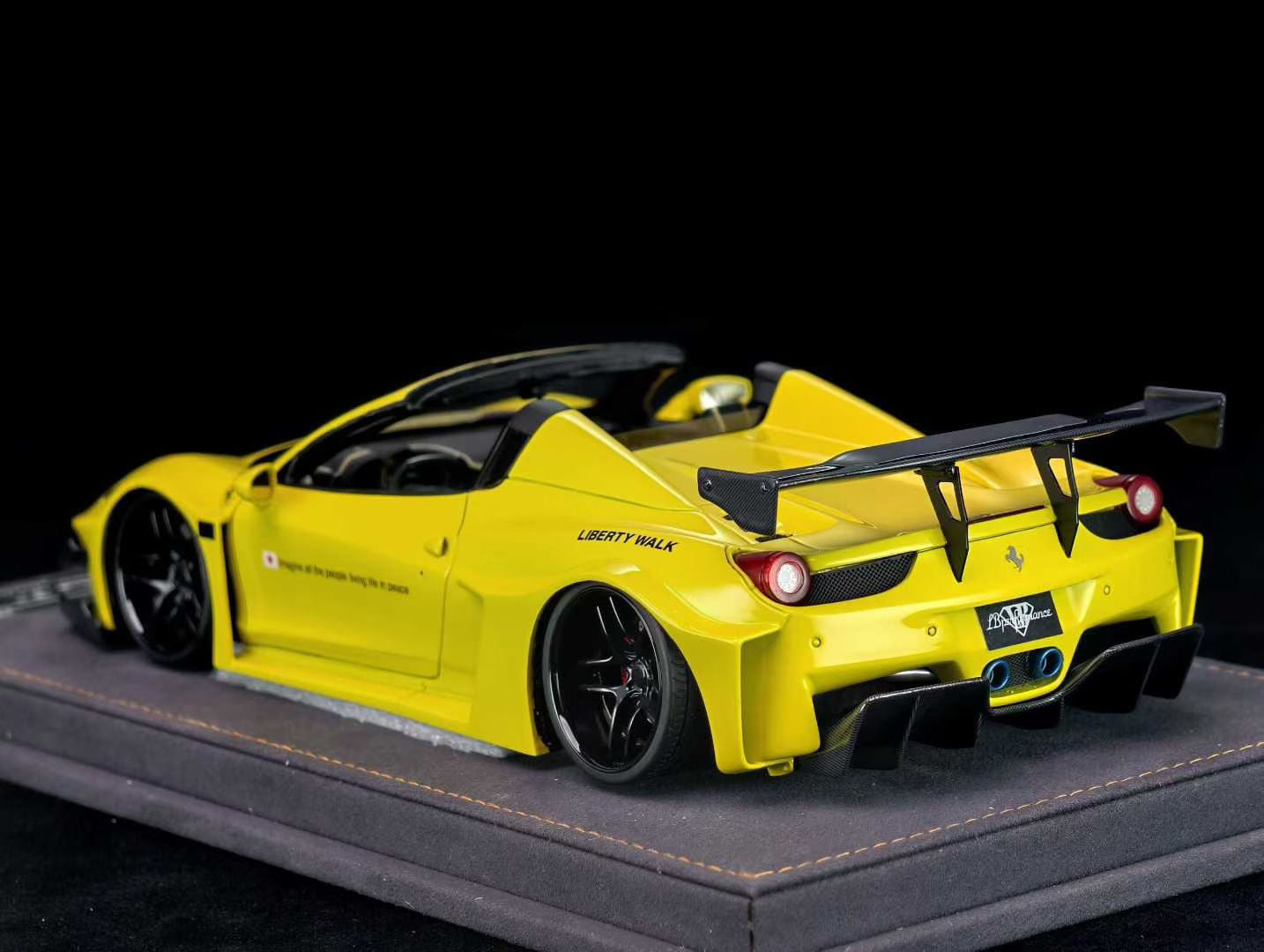 ARES Model 1/18 Ferrari LB 458 GT – Cigar Model Club