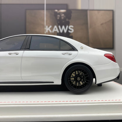 VEHICLE Art 1/18 Mercedes-Benz AMG S63 white car model ornament