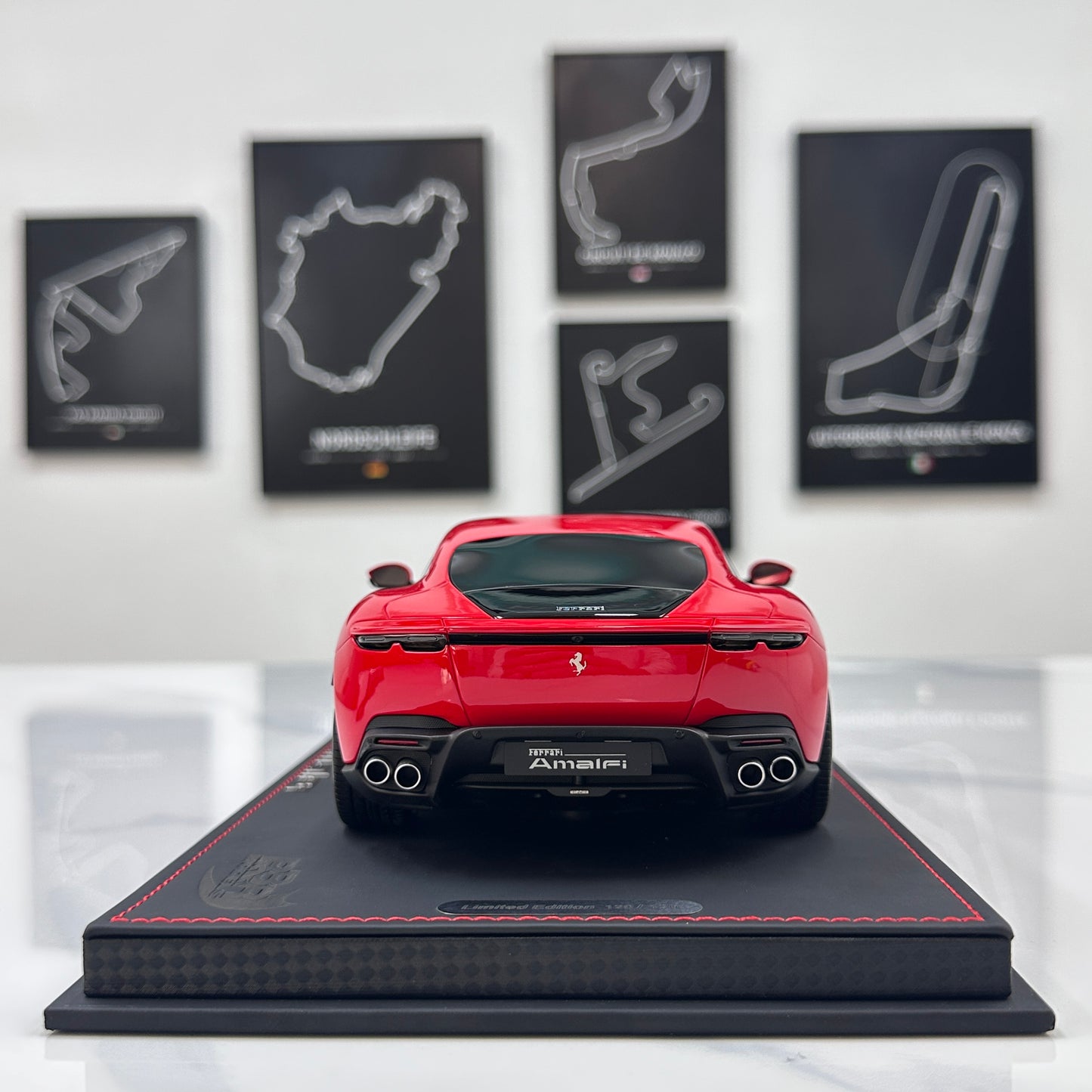 BBR 1/18 Ferrari Amalfi, standard red, silver wheels, black calipers P18272A
