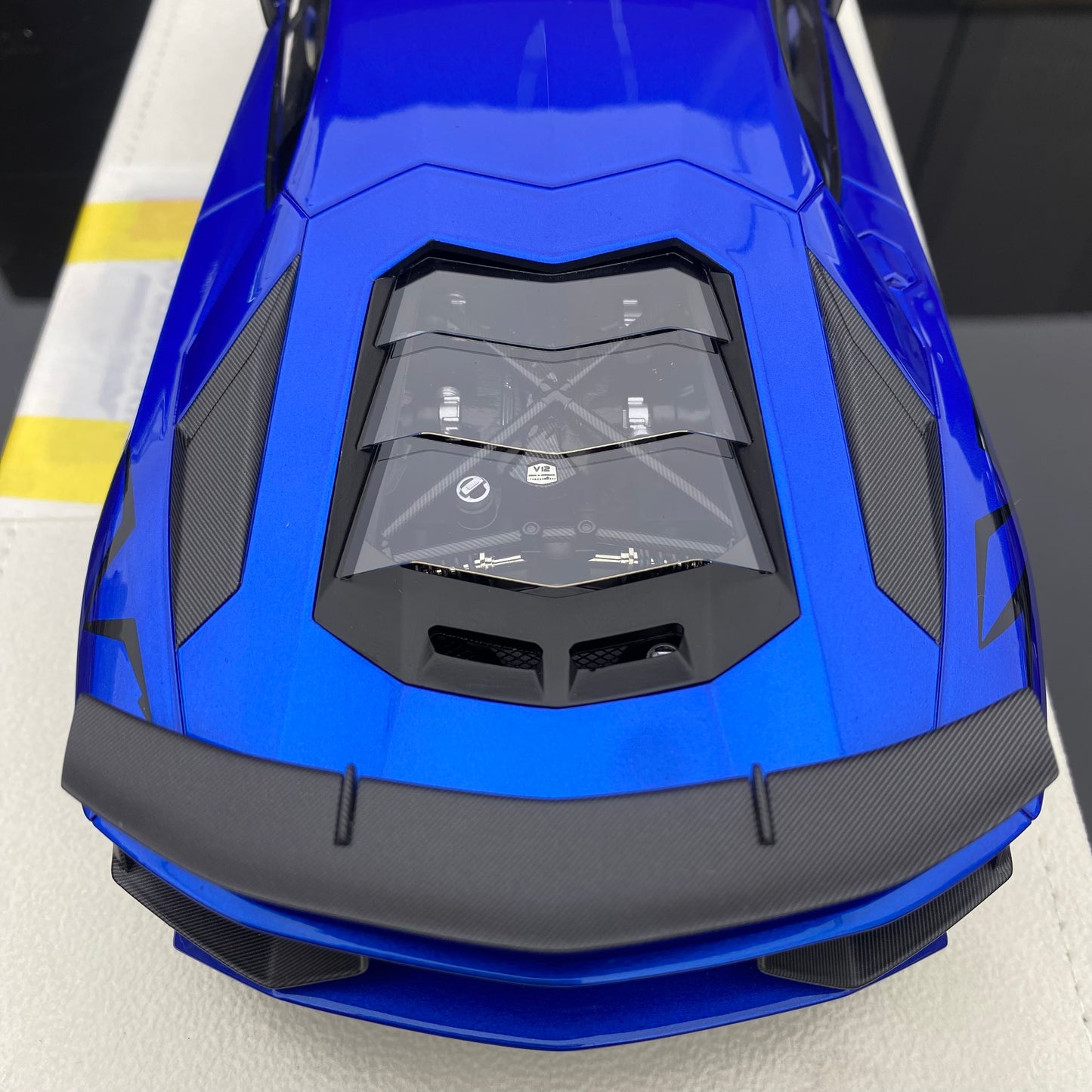 MAKE UP 1/18 Lamborghini Aventador LP750-4 SV limited edition car model