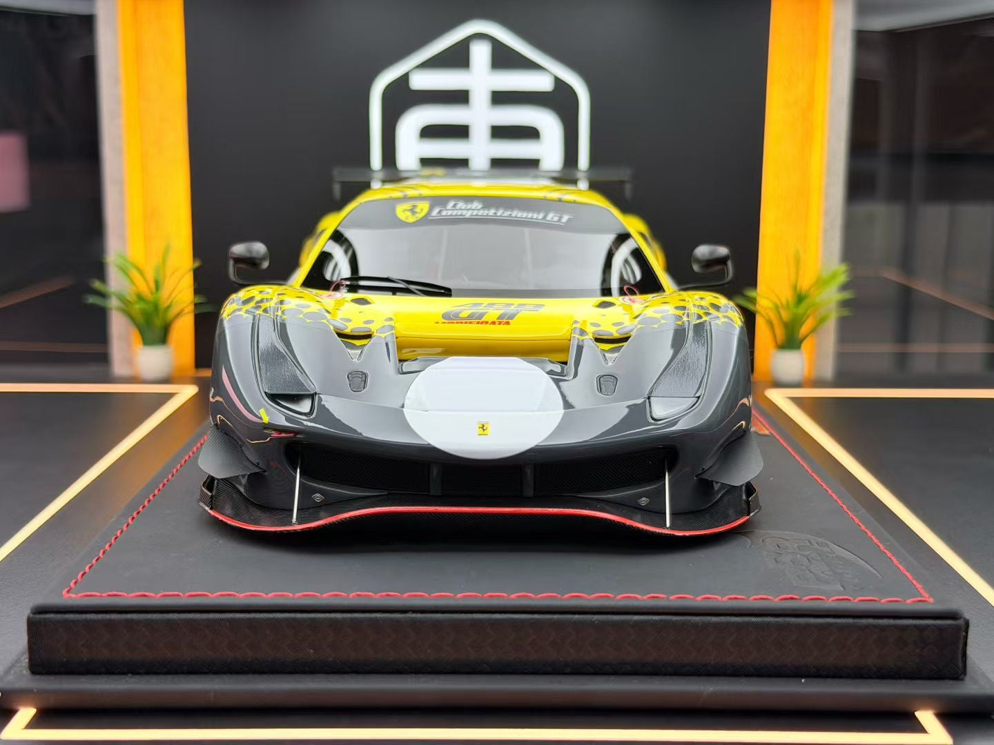 BBR 1/18 Ferrari 488 Modificata Yellow/Matt Silver Limited 248 pcs 230/248 DDJ007