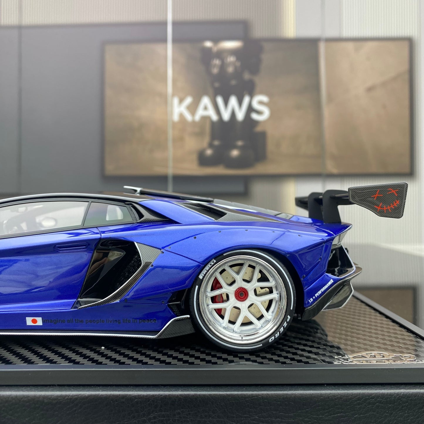 VIP 1/18 Lamborghini SVJ wide body modified car model ornament