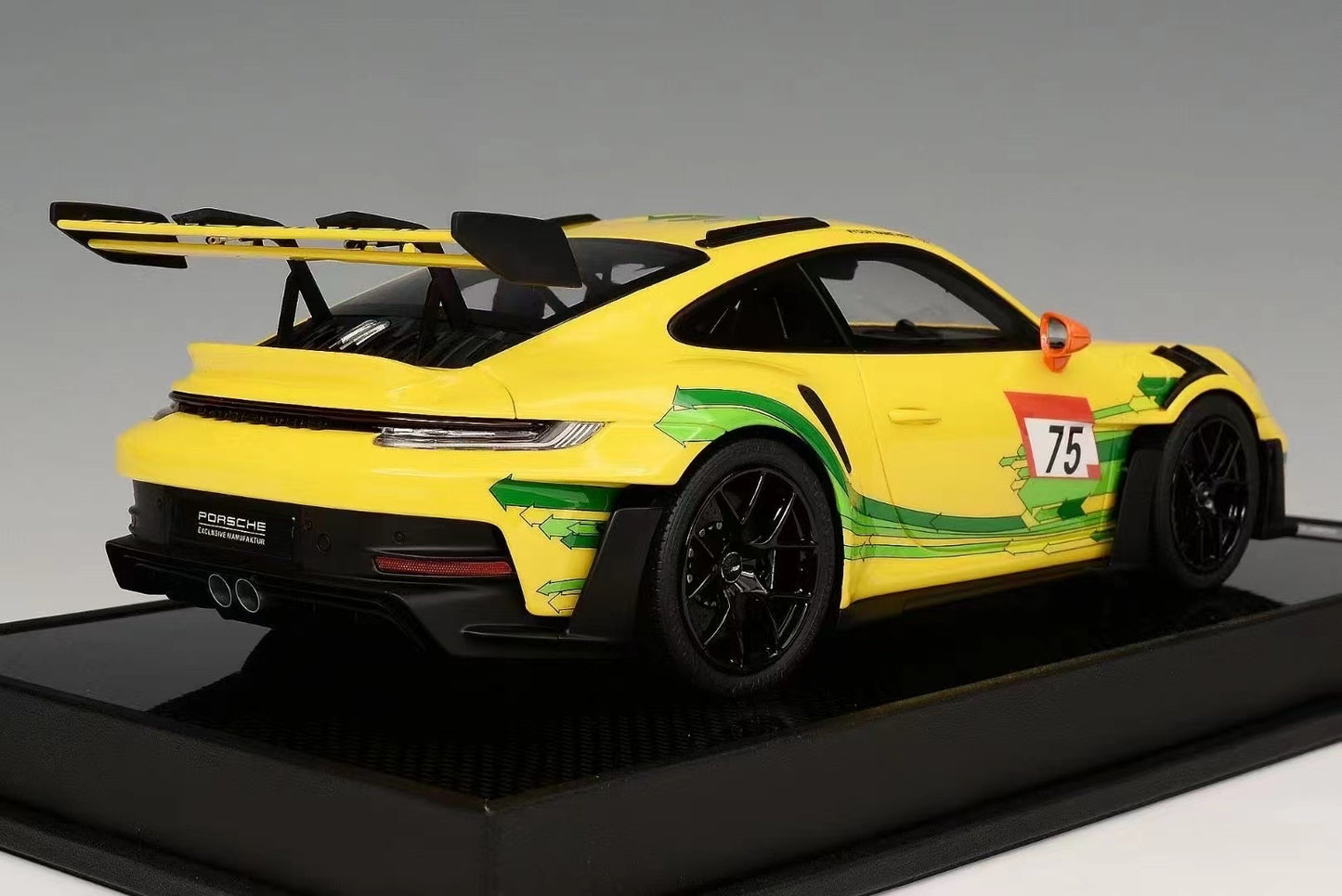TP 1/18 Porsche 992GT3RS limited edition simulation car model ornament