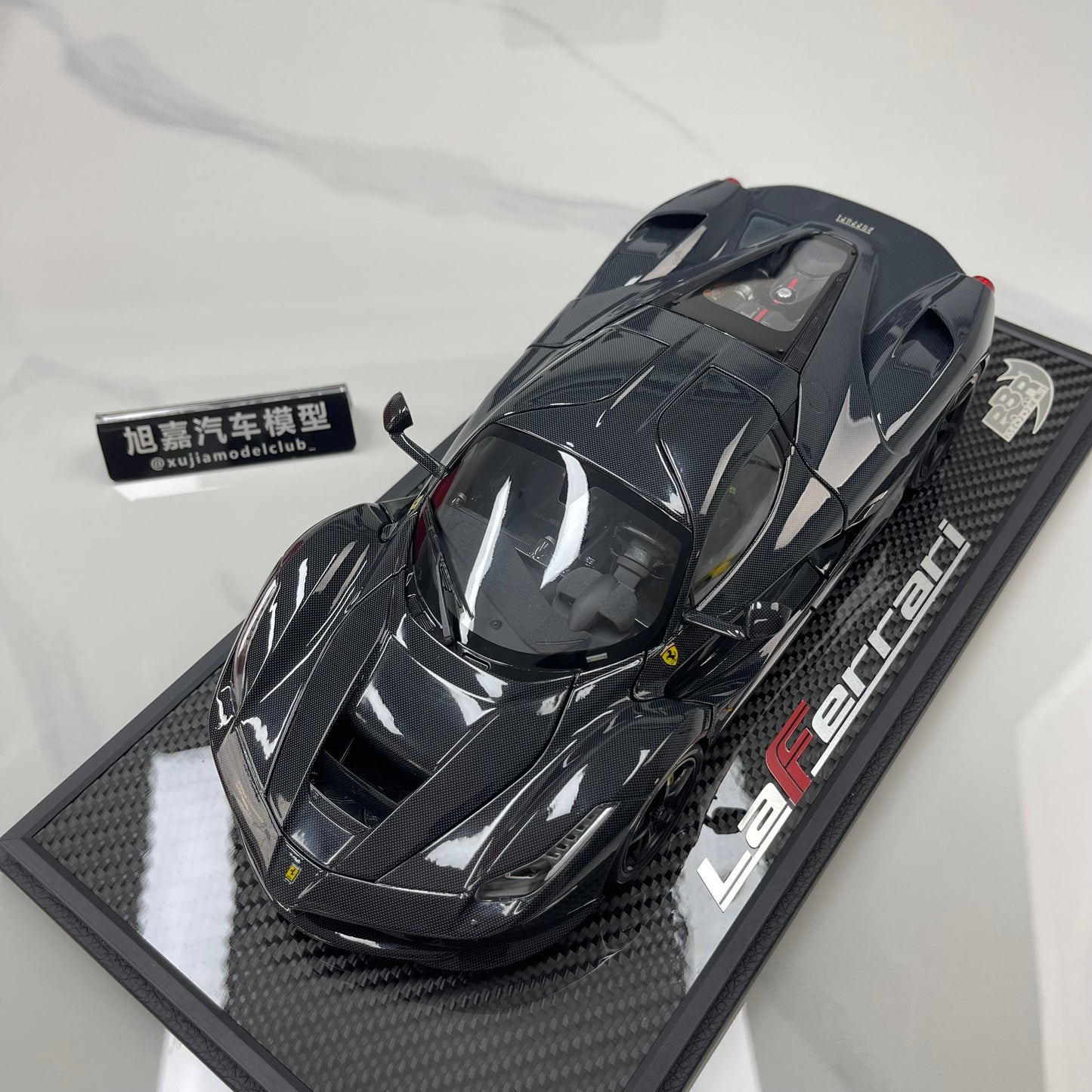 BBR 1/18 Ferrari LaFerrari Alloy Full Opening Carbon Fiber Leather Case Version Black BBR182244CH