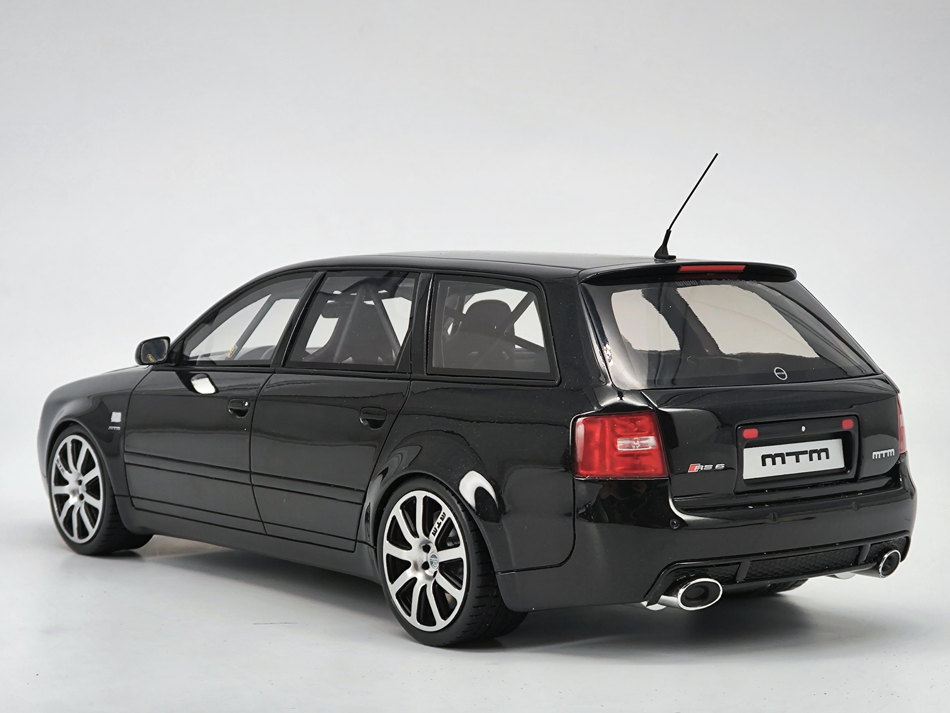 アウディ RS6 クラブスポーツ MTM 1/18 オットー 京商 Audi RS6 (C5) Clubsport MTM 1/18 | OttOmobile | Unboxing
