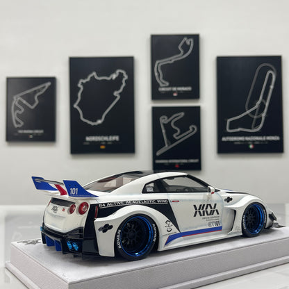 BBA MODEL 1/18 Nissan GTR 35GT-RR Gundam-themed Limited Edition Model Car