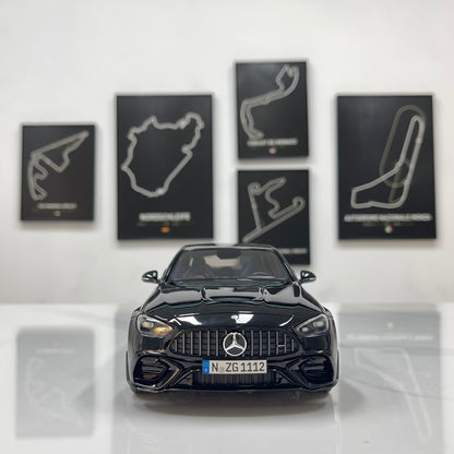 NZG 1/18 Mercedes-AMG C63 S E-Performance, Gloss Black (111200050)