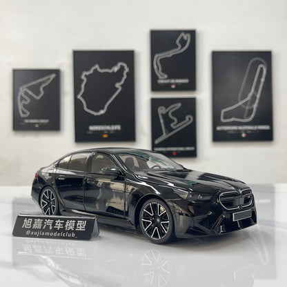 MINICHAMPS 1/18 BMW M5 2024 Metallic Black 110023801