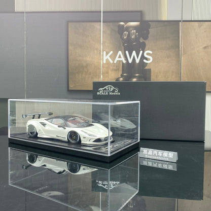 VIP 1/18 Ferrari F8 wide-body modified version simulation car model ornament gift
