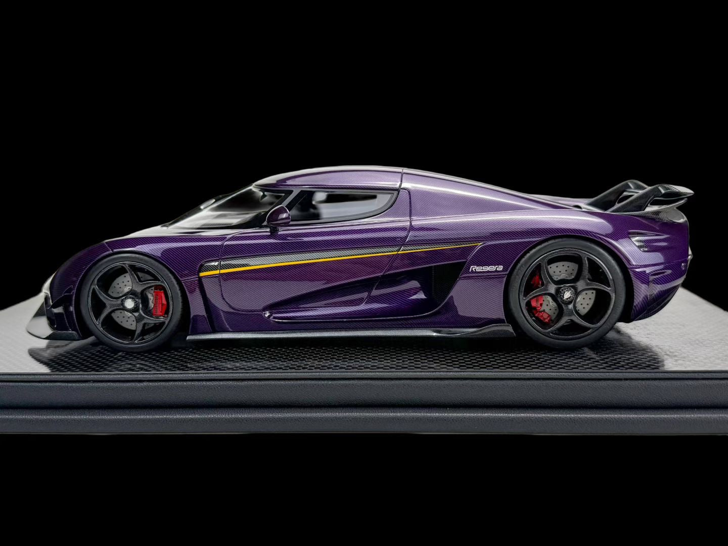 Frontiart 1/18 Koenigsegg Regera — Carbon Purple (Limited to 35 Units Worldwide)