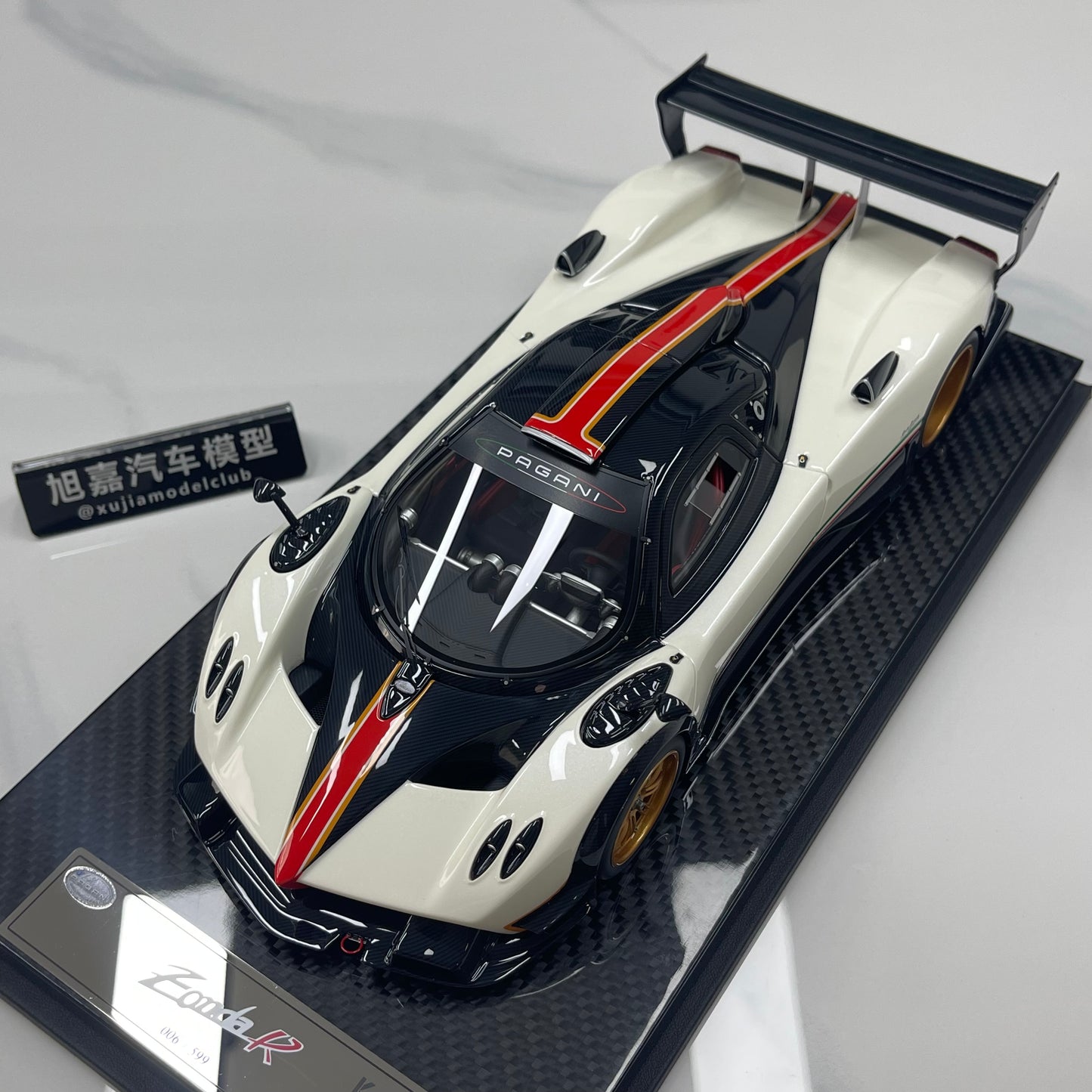 KASH MODEL 1/18 Pagani Zonda R Warm Pearl White KPZR003